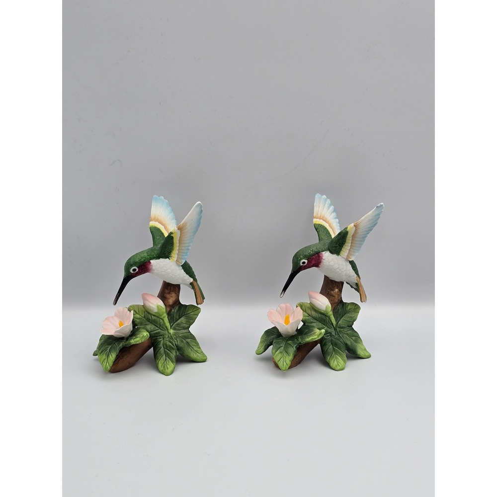 Pair Ceramic Hummingbirds with Flowers Figurine Hand Painted Collectible - Picture 1 of 8